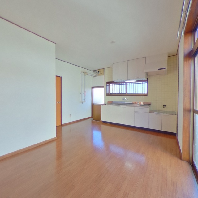 岐阜市岩地２丁目の一戸建ての居間・リビング