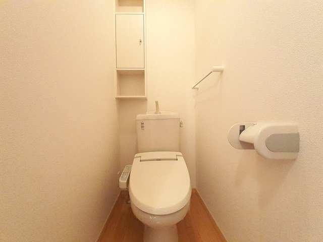 ウィステリアヒルのトイレ|落ち着いたトイレです