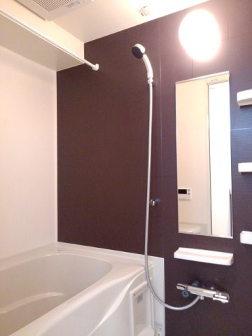 シャンティⅡＢの浴室|日々の疲れを癒すお風呂付です