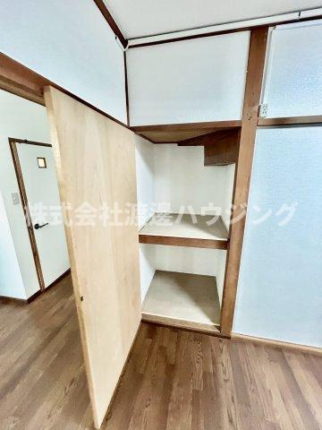 東石切町3丁目一戸建の収納