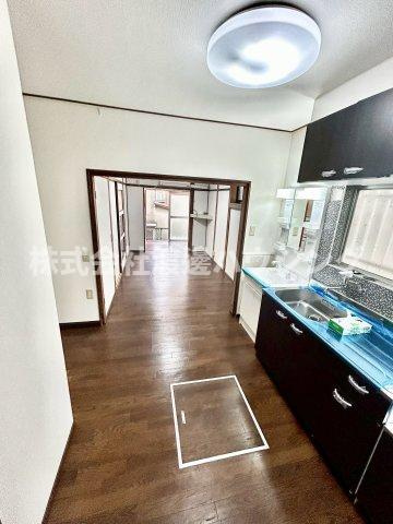 東石切町3丁目一戸建の内装