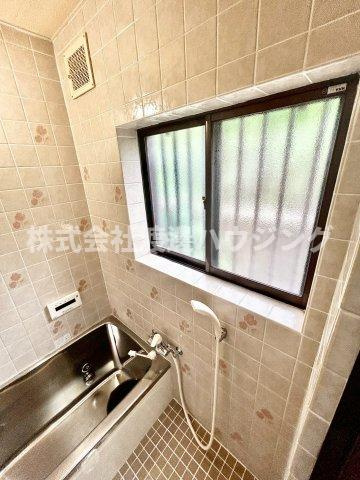 東石切町3丁目一戸建のその他|窓