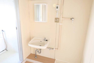 【洗面所】 | ビレッジハウス柏原3号棟 | ビレッジハウスの同一物件・同一タイプの間取りの写真です