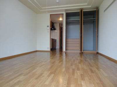 【収納】 | シンフォニー田園 | 洋室(収納家具付き)