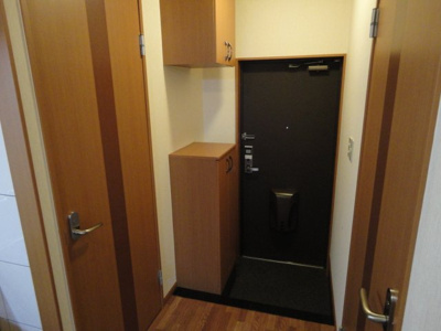 【玄関】 | シンフォニー田園 | 玄関(人感センサーライト)