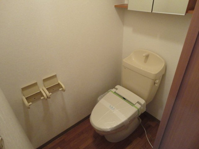 【トイレ】 | シンフォニー田園 | トイレ(人感センサーライト)