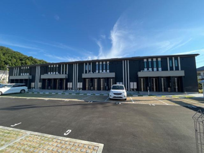 【外観】 | ラ　グリシーヌＡ棟 | 外観写真（昼）