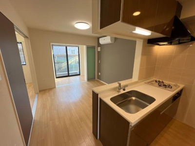 【居間・リビング】 | ラ　グリシーヌＡ棟 | リビング