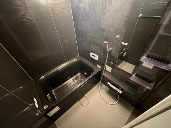 セピア・スイートの浴室