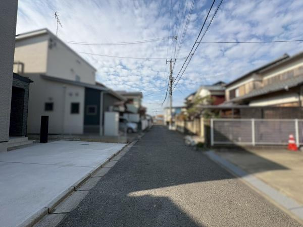 和歌山市太田　新築戸建の前面道路含む現地写真