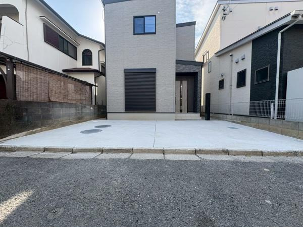 和歌山市太田　新築戸建の駐車場