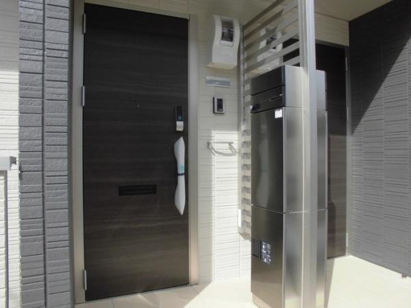 【エントランス】