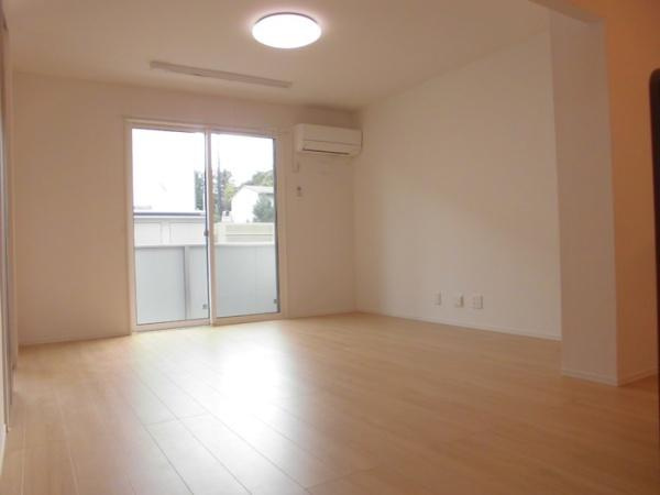 【居間・リビング】