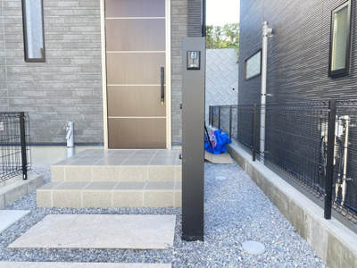 【設備】 | 宜野湾市我如古4丁目1期（全4棟）ラスト6号棟 | 6号棟　オシャレなエントランス♪