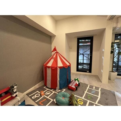 【洋室】 | コンフォリア・リヴ谷町四丁目