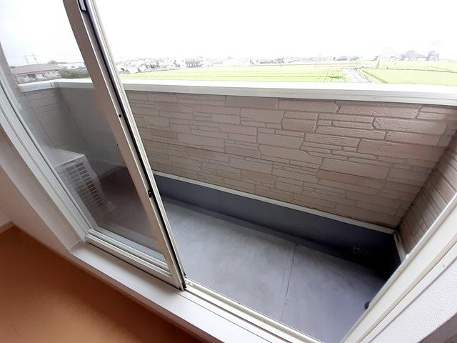 アネスト・ソレイユＤのバルコニー