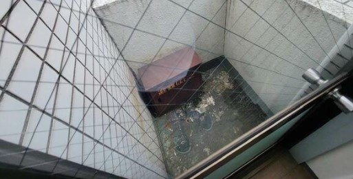 【バルコニー】