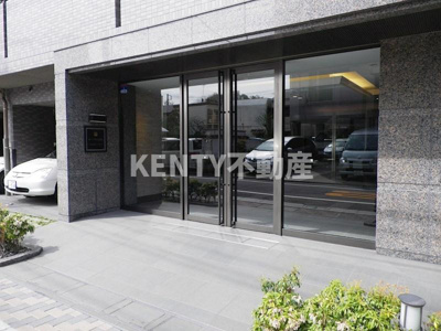 【エントランス】 | ルーブル大鳥居 | ゆとりのあるエントランスです