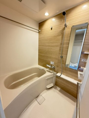 【浴室】 | コンフォリア・リヴ本町WEST　Q