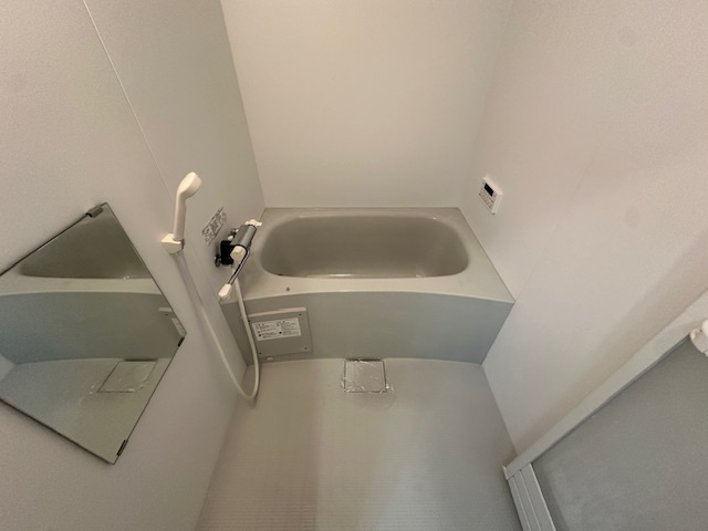 ライズホーム西武立川の浴室|コンパクトで使いやすいお風呂です