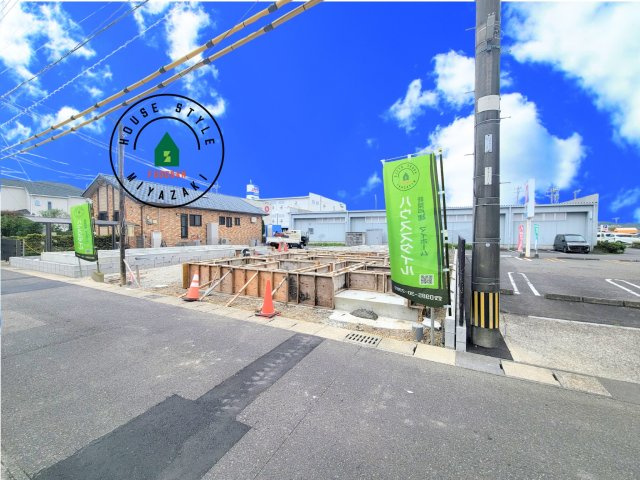 宮崎市花ヶ島町2681番-3棟（B号棟）の前面道路含む現地写真|見学の時間などお気軽にお問い合わせ下さい。