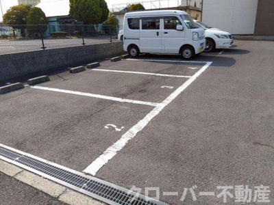 【駐車場】 | レオパレスヴィルヌーブ