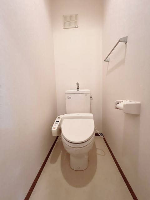 エントピアのトイレ