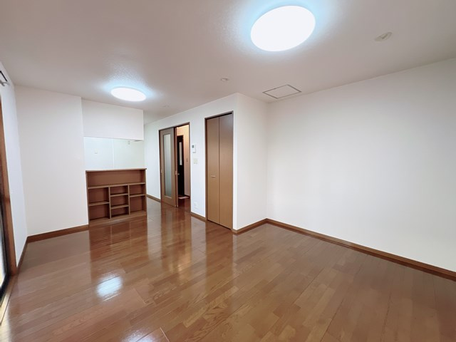 エントピアの内装