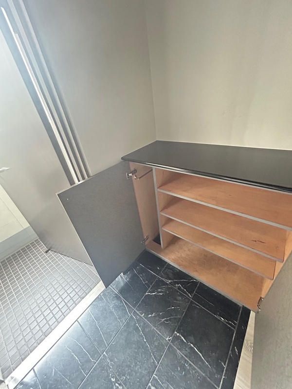 ヴォルテックス２１志木の玄関