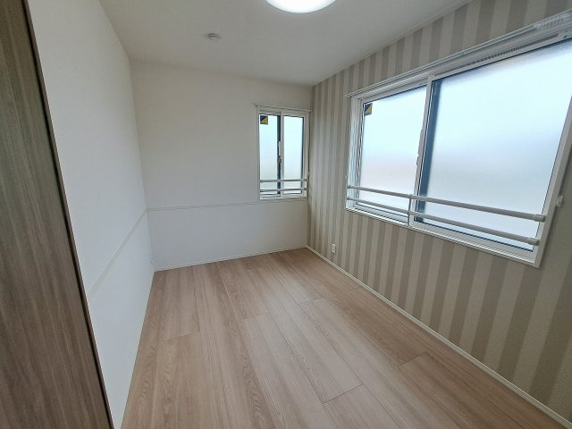 ラ　フレーズの洋室