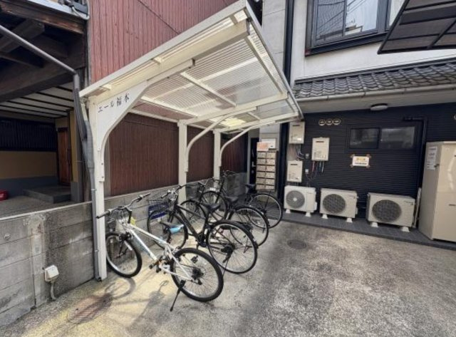 【京都府】京都市下京区1棟マンション　「京都駅」徒歩8分の駐輪場