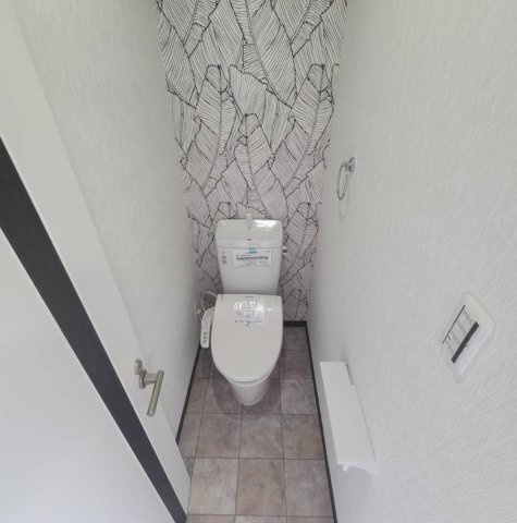 【大阪府】大阪市西成区　店舗付住宅＜オーナーチェンジ＞のトイレ