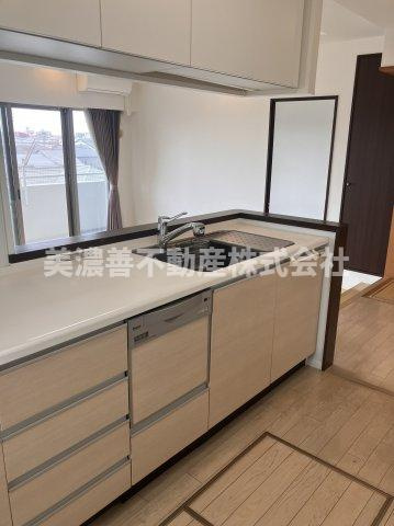 ６５８１１　フレストアルファ六条南のキッチン