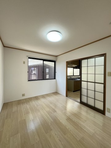 スティブルB棟の洋室|イメージ201号室の写真