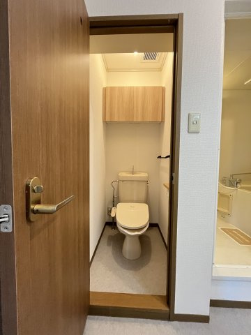 スティブルB棟のトイレ|イメージ201号室の写真