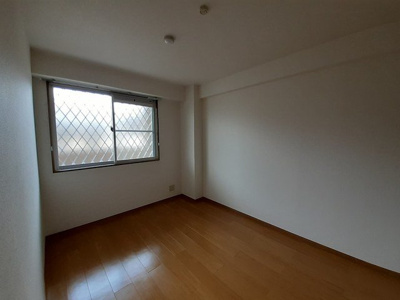 【内装】 | エバーグリーン | 物件の内装です