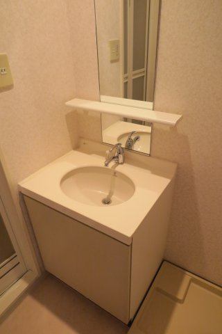 サムティナンバ南の独立洗面台