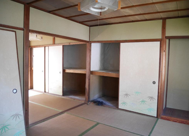 大津市追分町の住宅付店舗戸建の和室