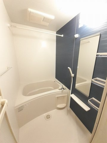 カルム・メゾンの浴室|ゆったり過ごせるお風呂です