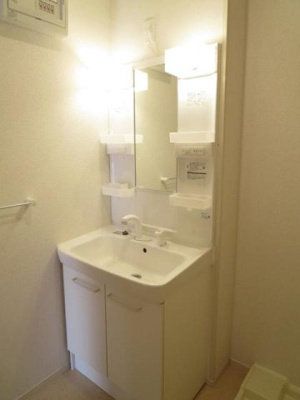 【洗面所】 | ナイトＢ | 忙しい朝には欠かせない洗面所です