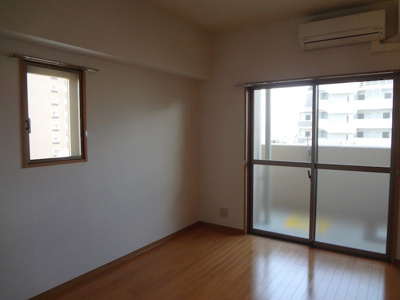 【居間・リビング】 | 仲介手数料半額！HPに初期費用掲載！「プライスホーム」で検索！サンスクエア