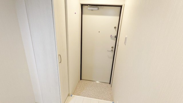 ラ・フォルム宝塚栄町の玄関|きれいな玄関です
