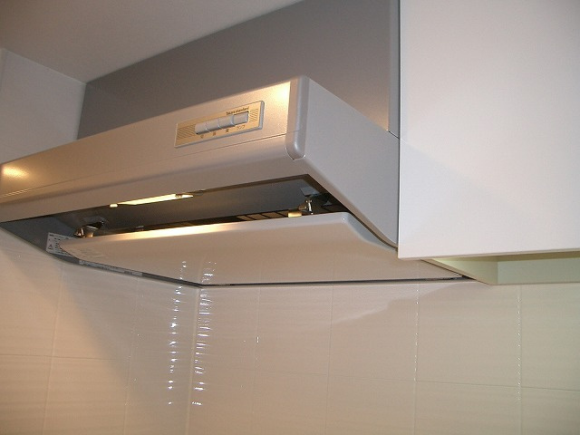 大きなレンジフード