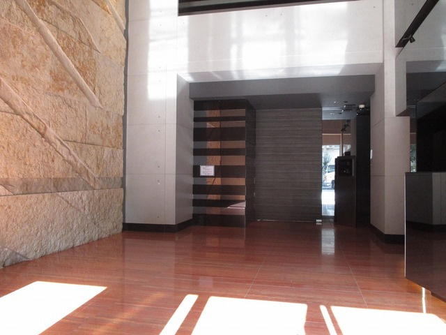 とても豪華なエントランスロビーです