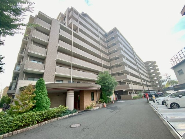 野村ステイツ河原町ガーデンスクエアの外観
