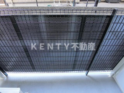 【バルコニー】 | ハーミットクラブハウスソフィア横浜生麦駅前 | １階はテラス付き。