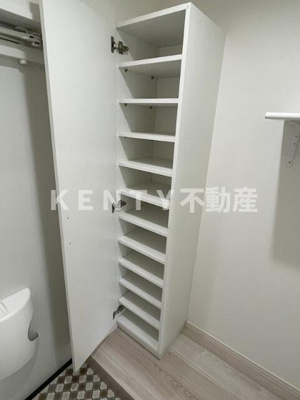 【玄関】 | ハーミットクラブハウスソフィア横浜生麦駅前