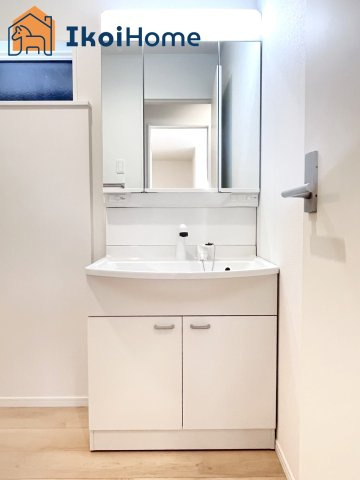 神戸市西区玉津町西河原第4　新築戸建の洗面所|【ホームページに現地動画掲載中】●年中無休：当日予約可●優秀なシャワー水栓で便利です！