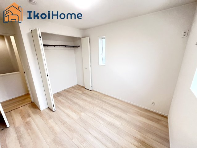 神戸市西区玉津町西河原第4　新築戸建の子供部屋|【ホームページに現地動画掲載中】●年中無休：当日予約可●ペアガラス！一般の窓ガラスの２倍の断熱効果。