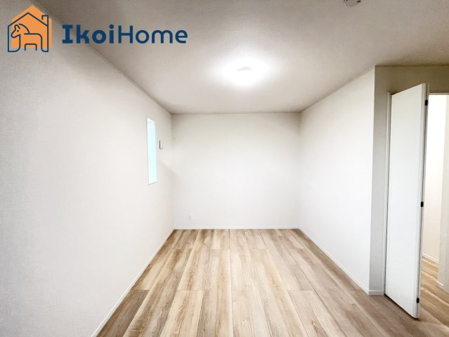 神戸市西区玉津町西河原第4　新築戸建の寝室|【ホームページに現地動画掲載中】●年中無休：当日予約可●全居室には大型のクローゼットがございます！